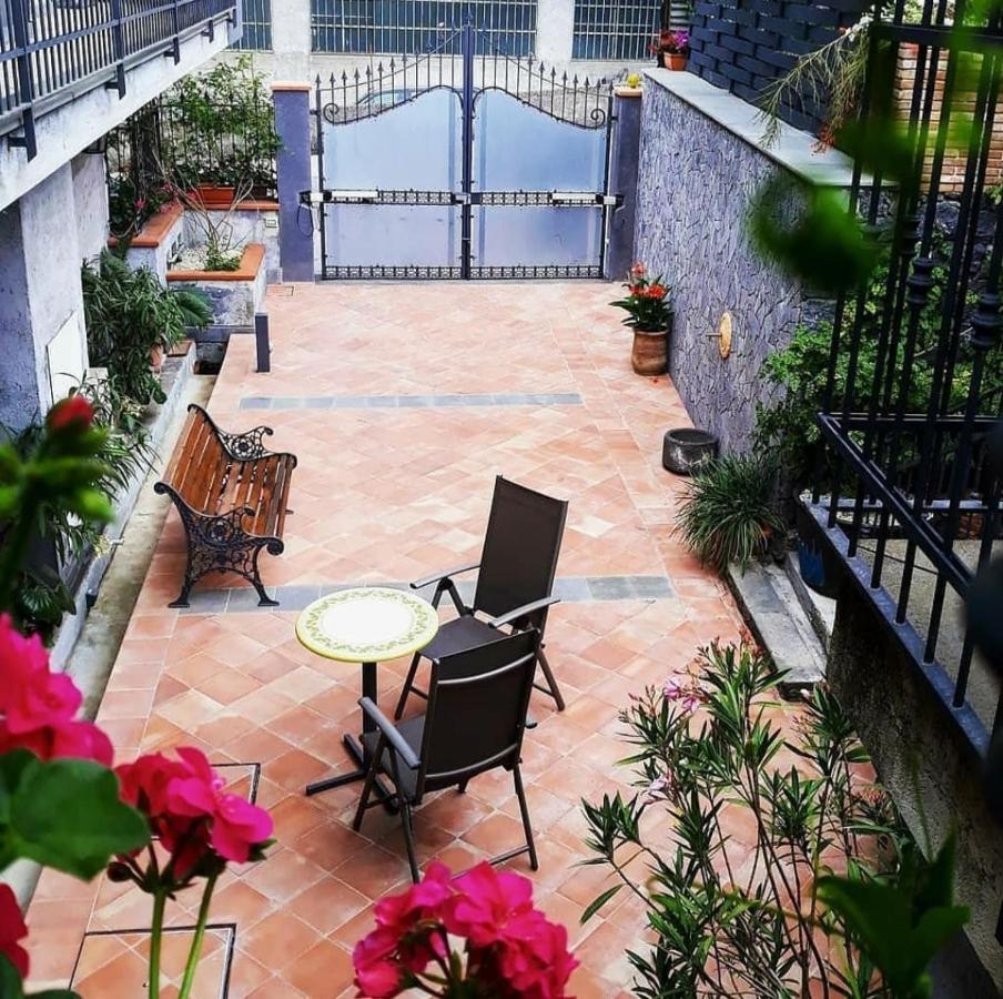 B&B Aria Dell' Etna Цафферана-Этнея Экстерьер фото